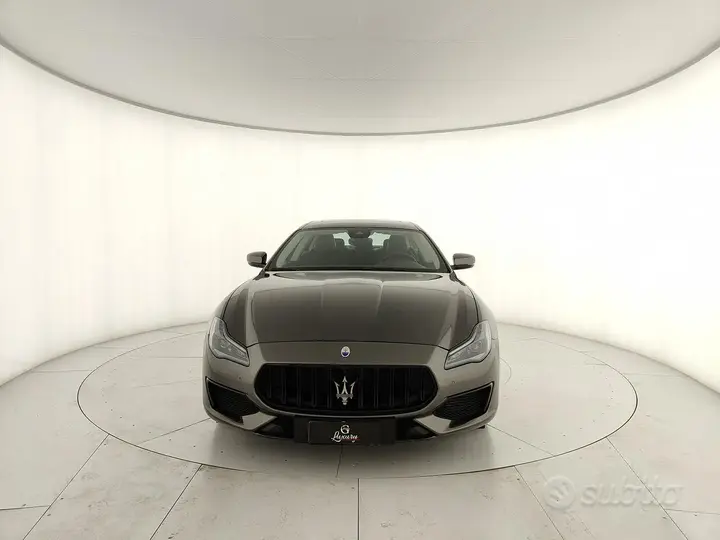 Maserati Quattroporte 2021 photo 2