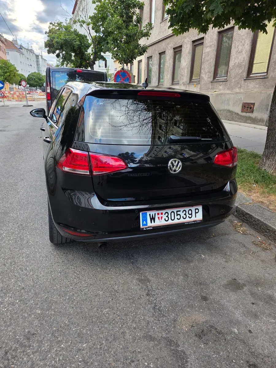 Volkswagen Golf 2013 photo 3