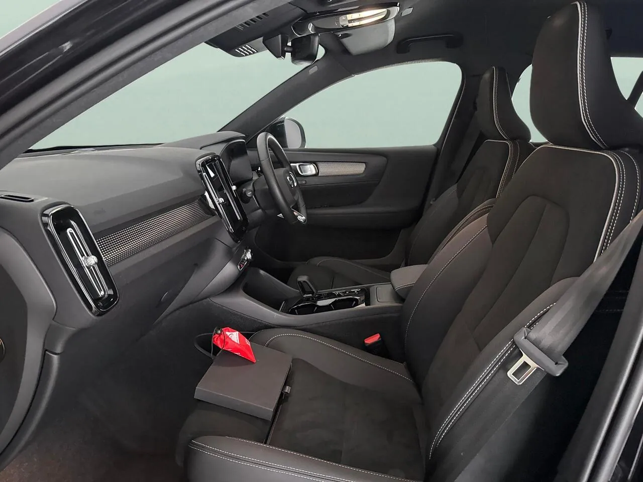 Volvo Xc40 2023 photo 4
