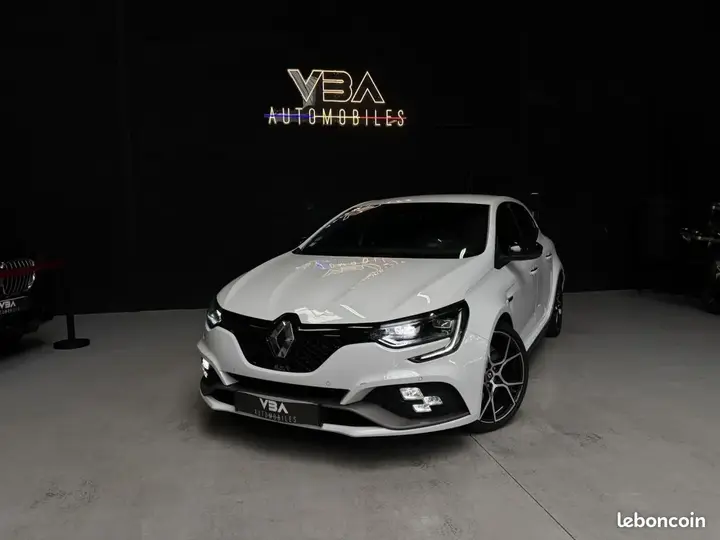 Renault Megane 2019 photo 2