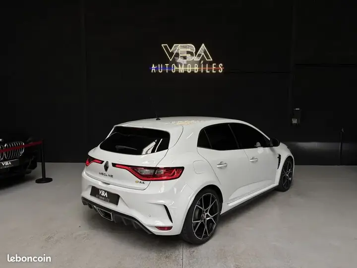 Renault Megane 2019 photo 5