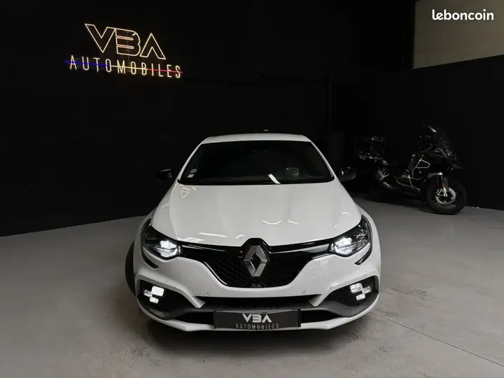 Renault Megane 2019 photo 3