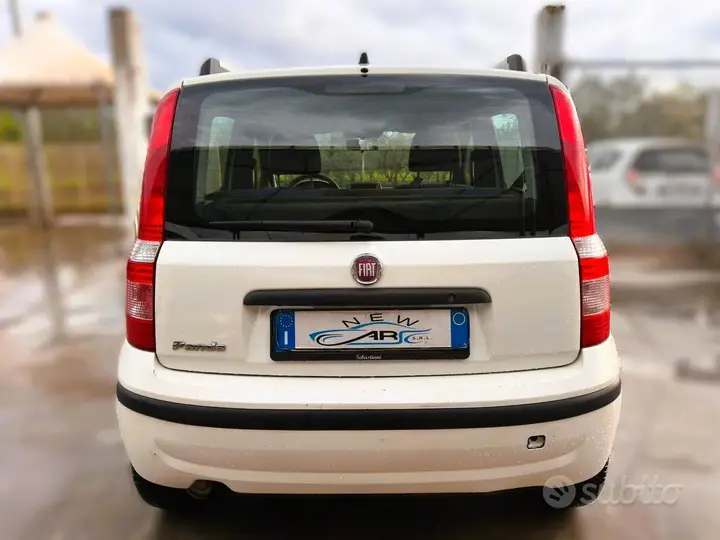 Fiat Panda 2010 photo 4