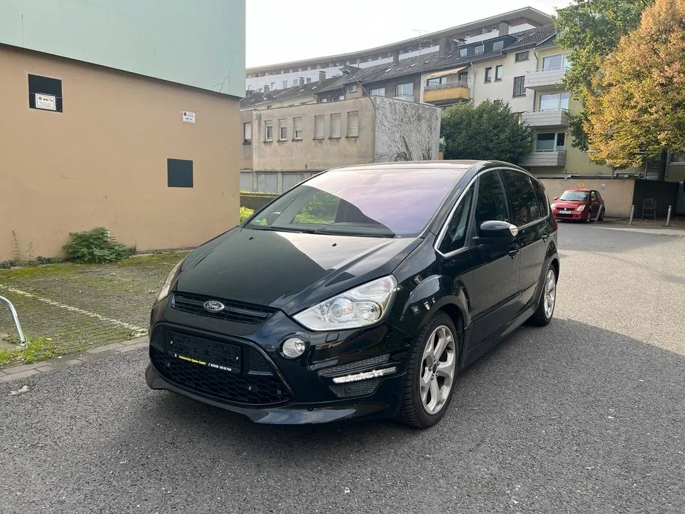 Ford S-Max