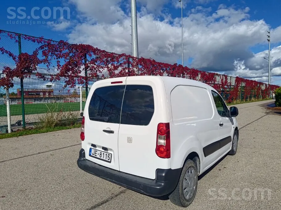 Citroen Berlingo 2010 photo 4