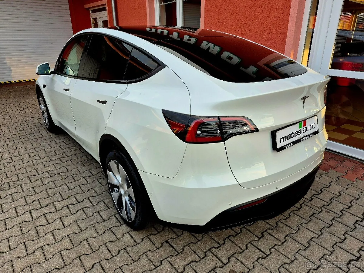 Tesla Model Y 2022 photo 3