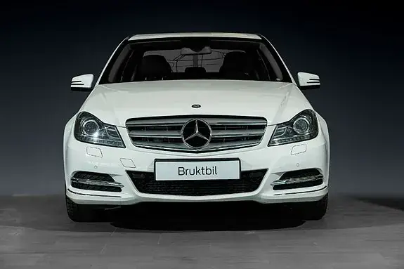 Mercedes-Benz C 220 2014 photo 2