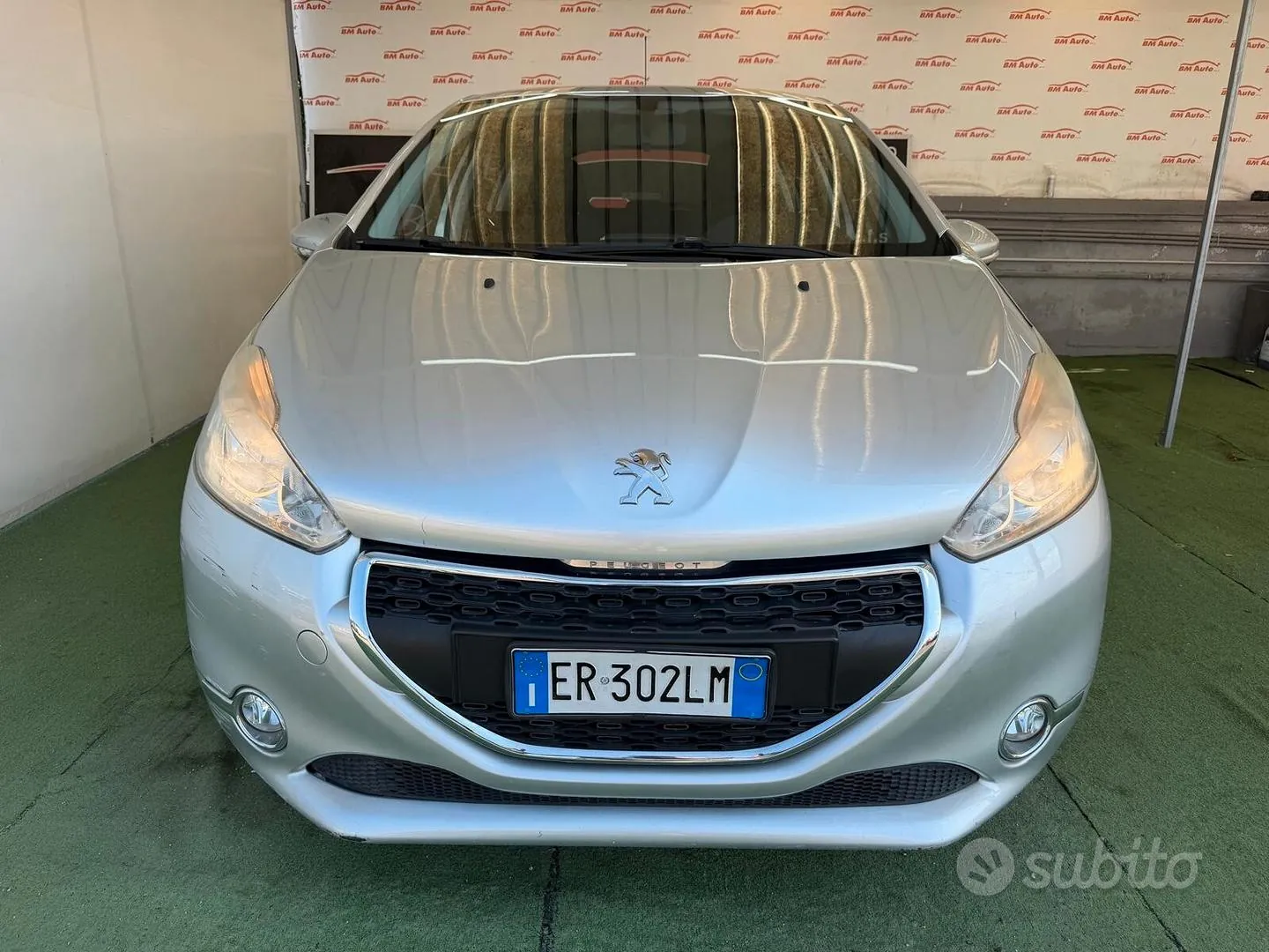 Peugeot 208 2013 photo 2