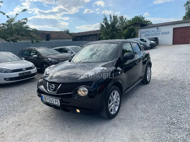 Nissan Juke 2010 photo 2