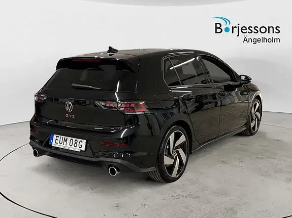 Volkswagen Golf I 2026 photo 3