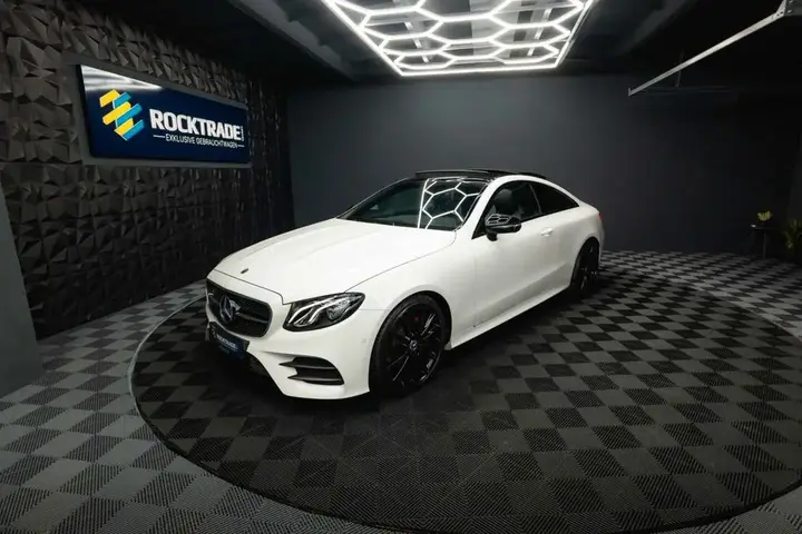 Mercedes-Benz E 200 Coupe