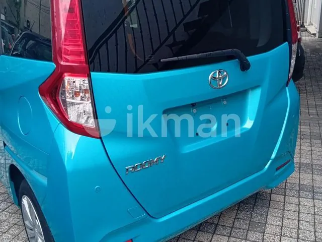 Toyota Roomy 2023 photo 5