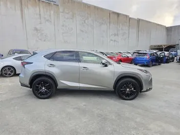 Lexus Nx 300H 2015 photo 3