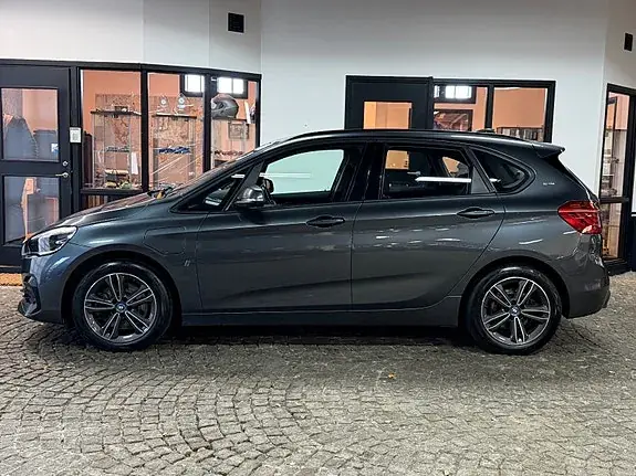 BMW 225Xe 2019 photo 2