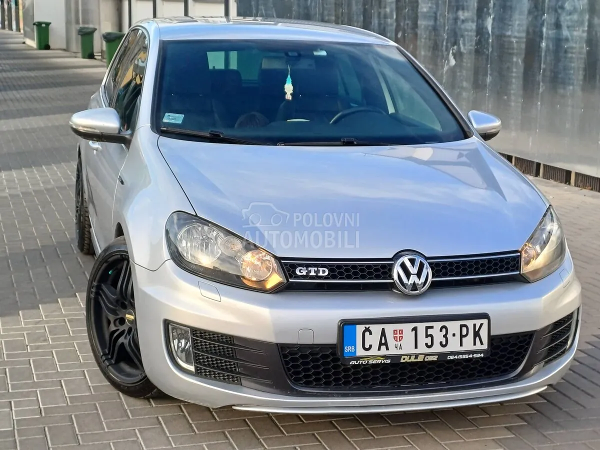 Volkswagen Golf 2010 photo 3