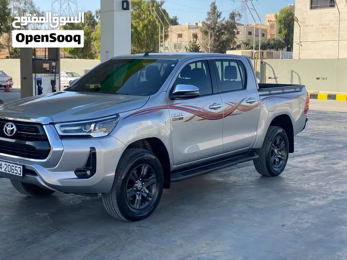 Toyota Hilux 2023 photo 5
