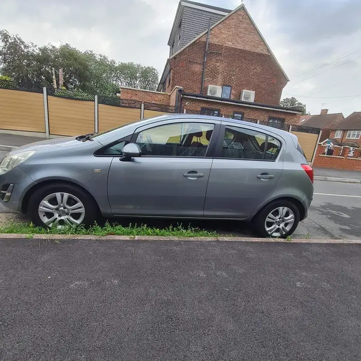 Vauxhall Corsa 2012 photo 4