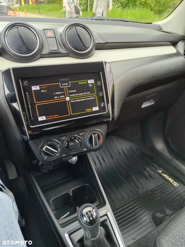 Suzuki Swift 2020 photo 2
