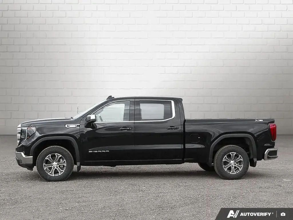 GMC Sierra 1500 2026 photo 2