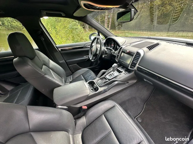 Porsche Cayenne 2012 photo 5