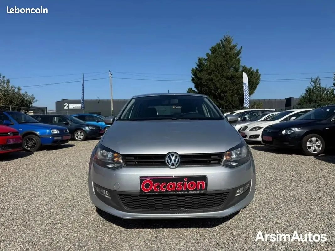 Volkswagen Polo 2012 photo 3