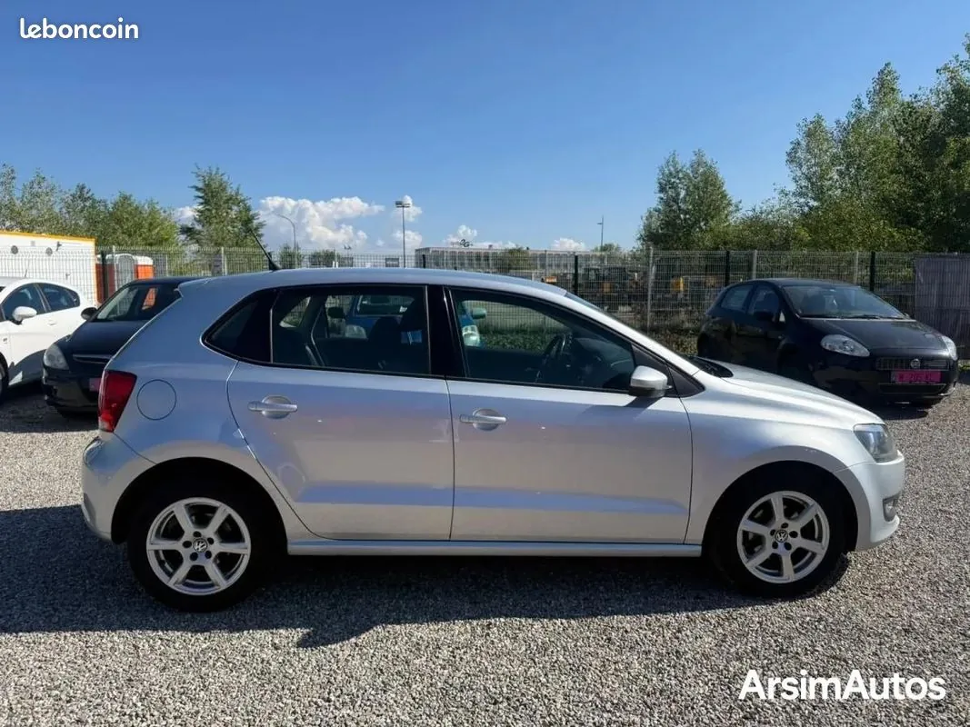 Volkswagen Polo 2012 photo 5