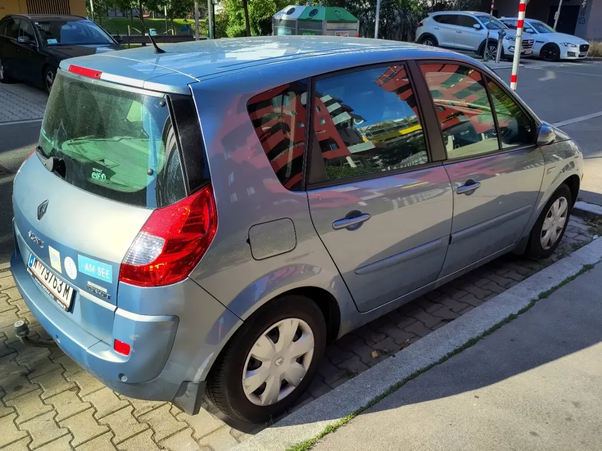 Renault Scenic 2007 photo 2