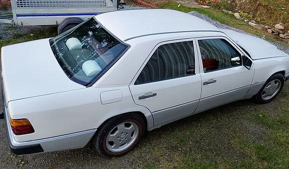 Mercedes-Benz 200 D 1987 photo 3