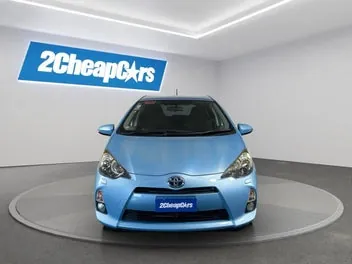 Toyota Aqua 2012 photo 3
