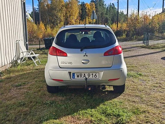 Mitsubishi Colt 2006 photo 3