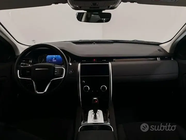 Land Rover Discovery Sport 2022 photo 4