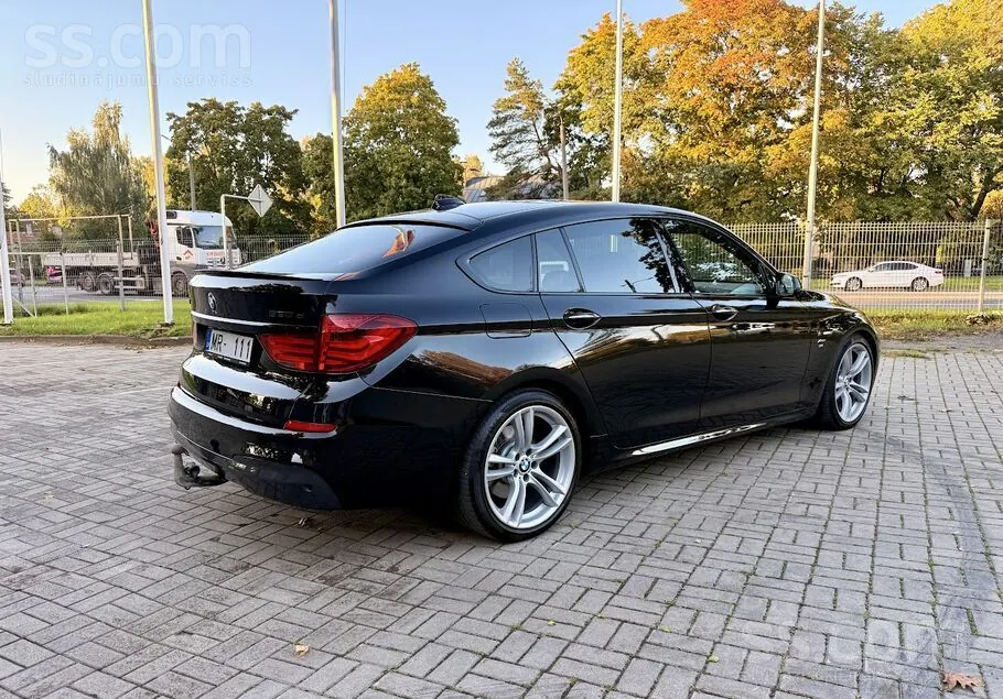 BMW 530D 2012 photo 2