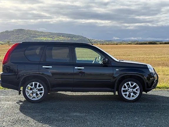 Nissan X-Trail 2011 photo 3