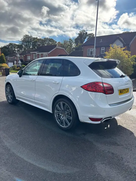 Porsche Cayenne 2013 photo 3