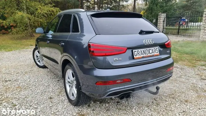 Audi Q3 2012 photo 4
