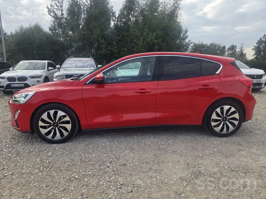Ford Focus 2019 photo 2