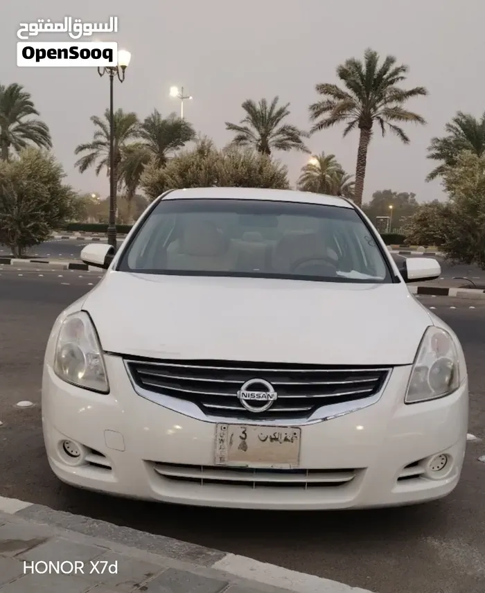 Nissan Altima 2012 photo 5