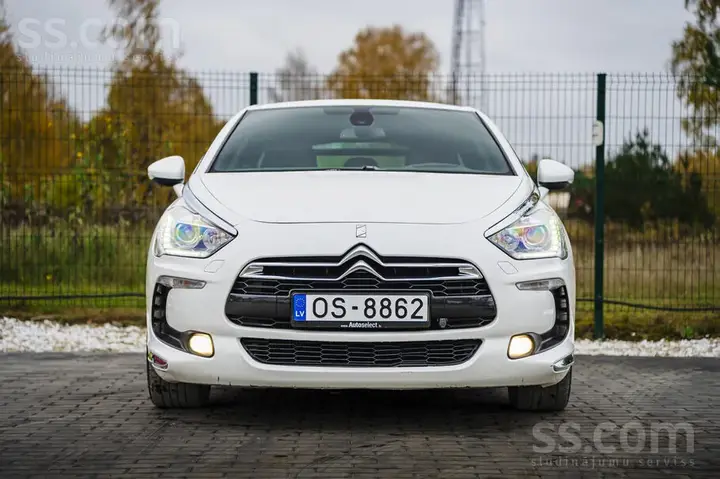 Citroen Ds5 2013 photo 2