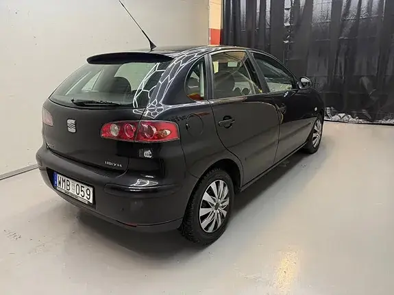 Seat Ibiza 2005 photo 3