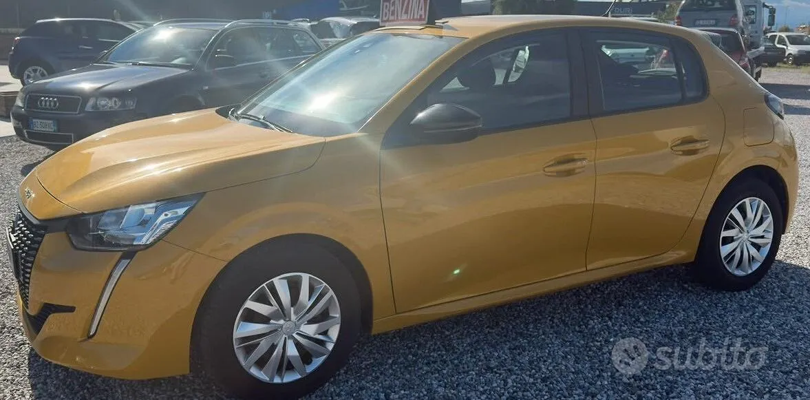 Peugeot 208 2023 photo 2
