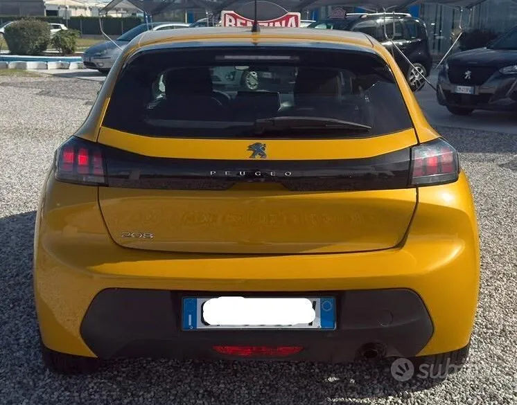 Peugeot 208 2023 photo 4