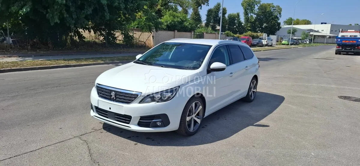 Peugeot 308 2019 photo 4