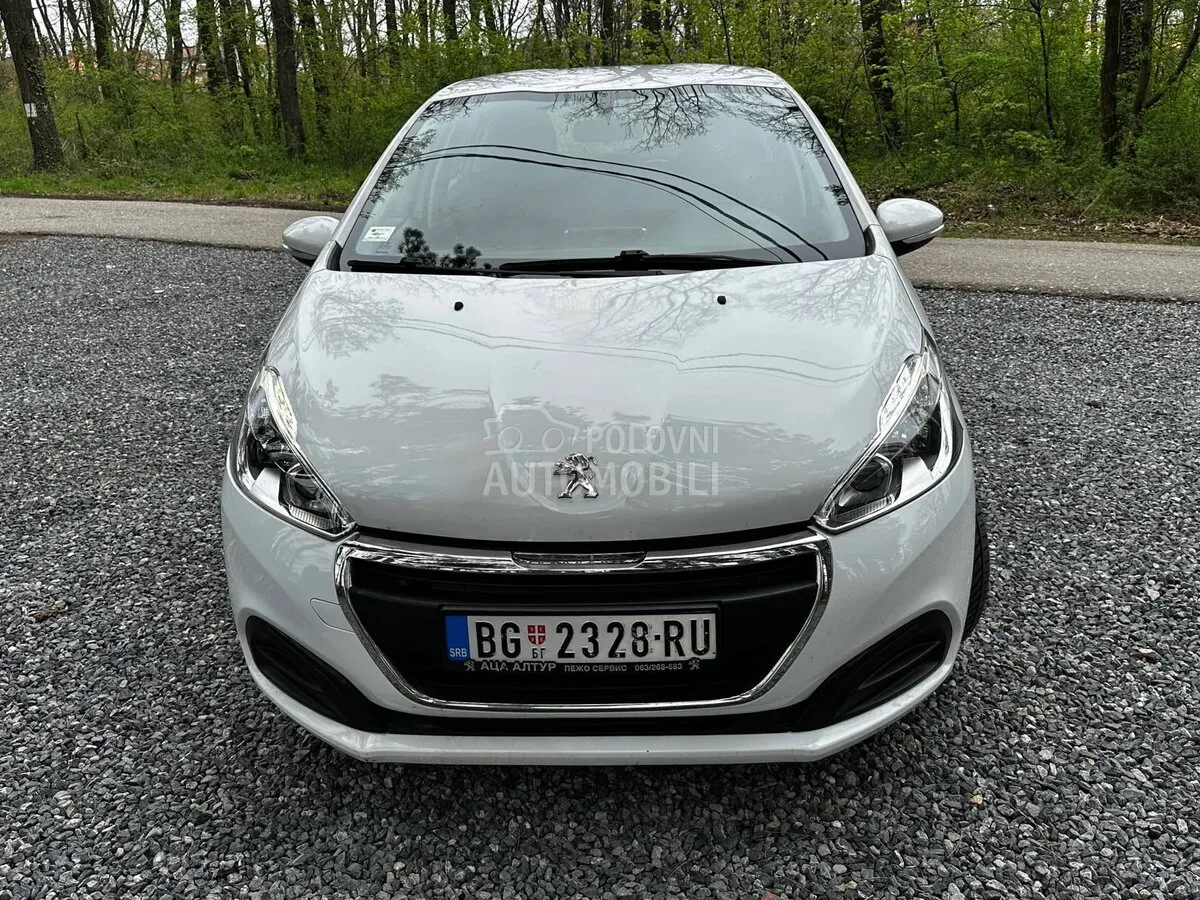 Peugeot 208