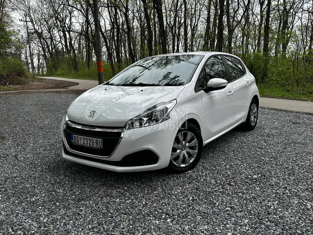 Peugeot 208 2018 photo 4