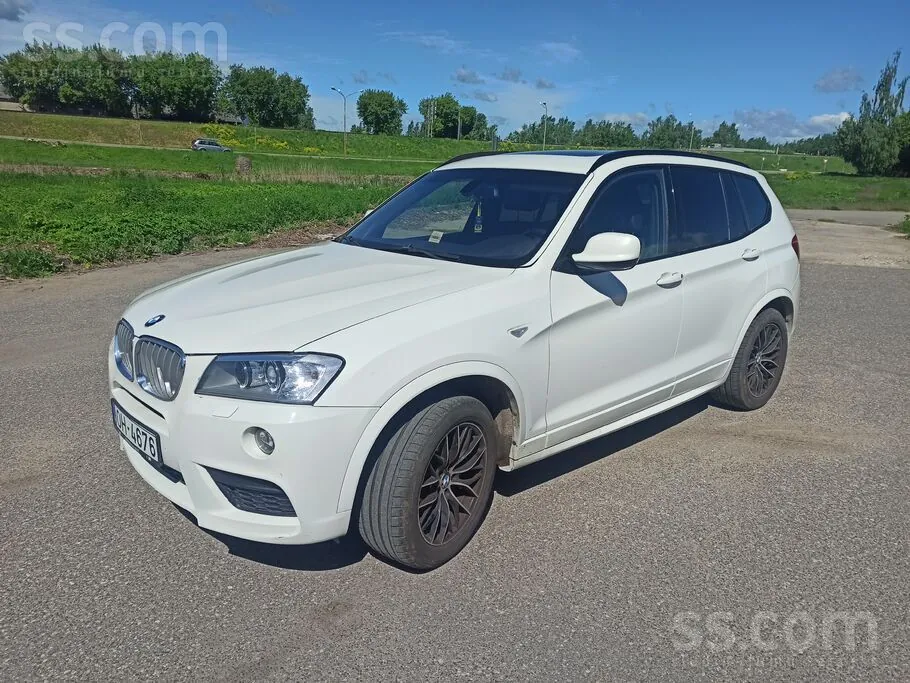 BMW X3 2011 photo 2