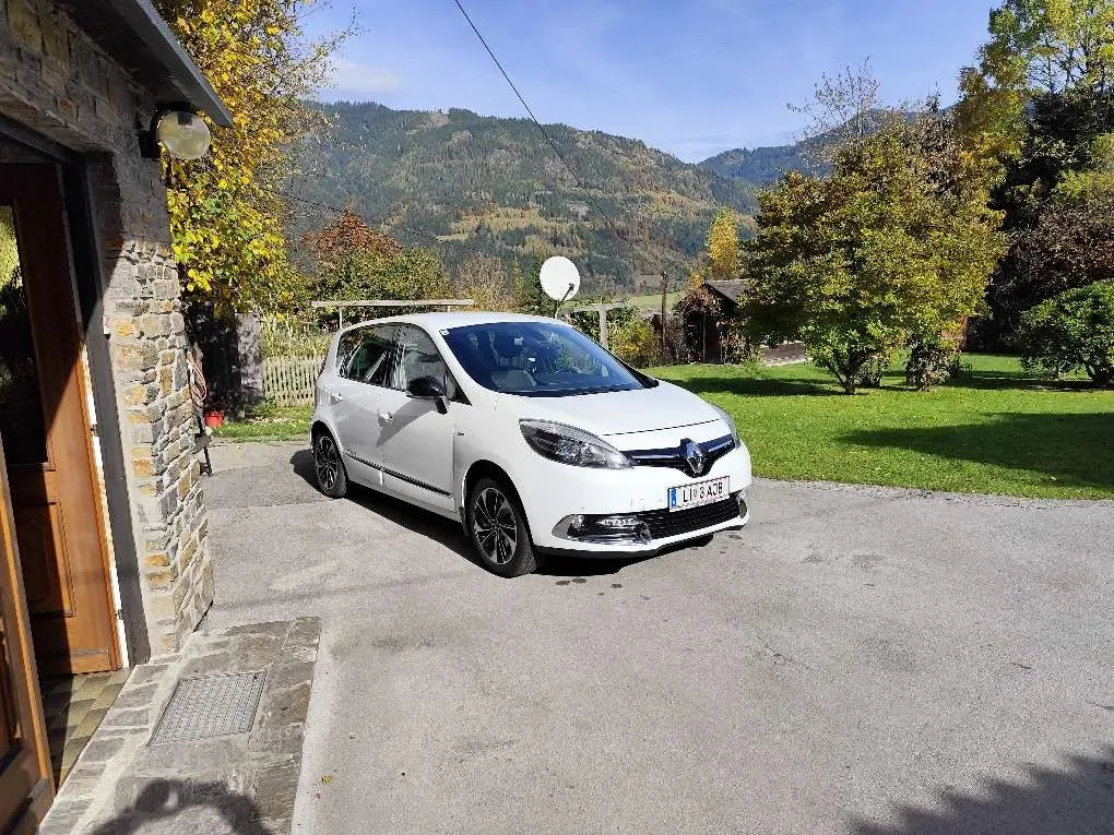 Renault Scenic 2016 photo 2