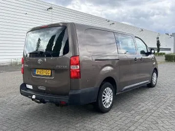 Toyota Proace Worker 2017 photo 2