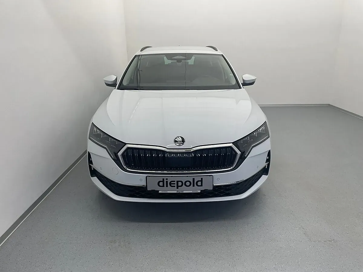 Skoda Octavia 2026 photo 2
