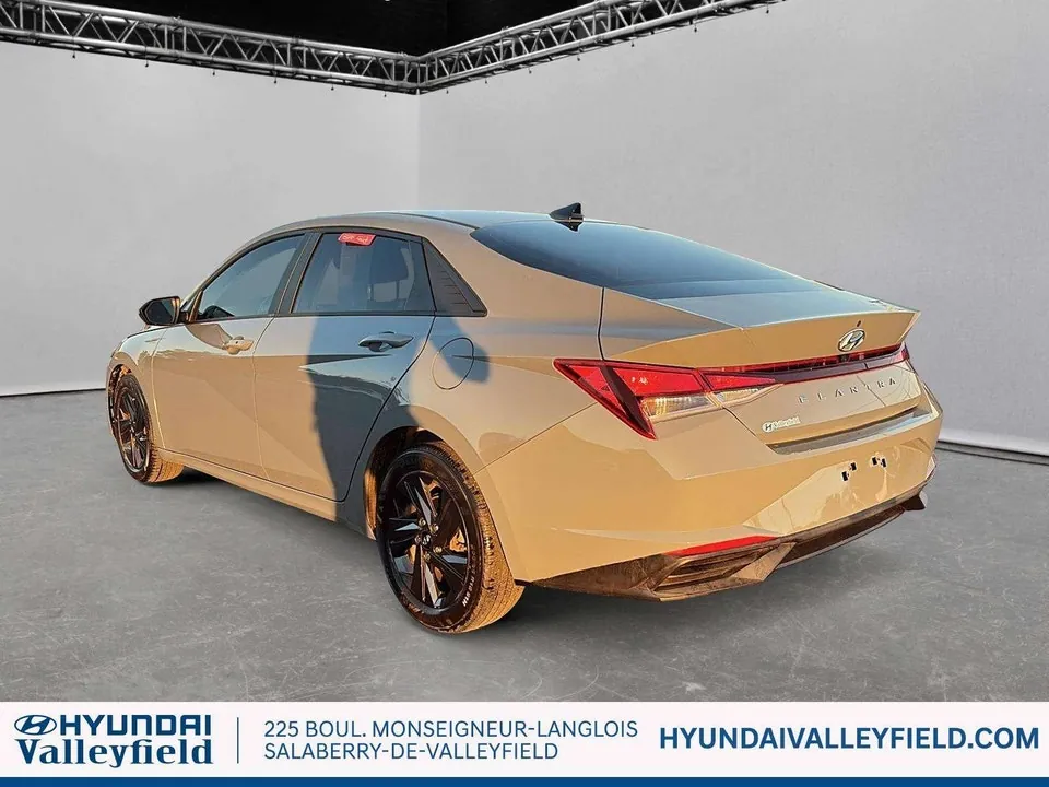 Hyundai Elantra 2021 photo 2