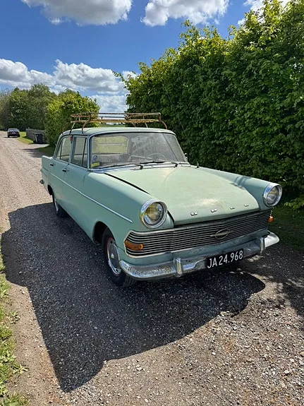 Opel Rekord 1962 photo 2